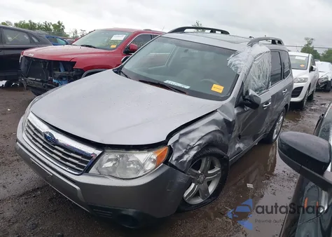 2010 Subaru Forester 2.5X Premium z USA, uszkodzony, nr VIN JF2SH6CC6AH775434